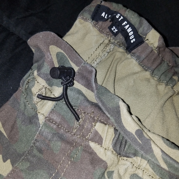 Womans camoflage pant - Picture 3 of 5